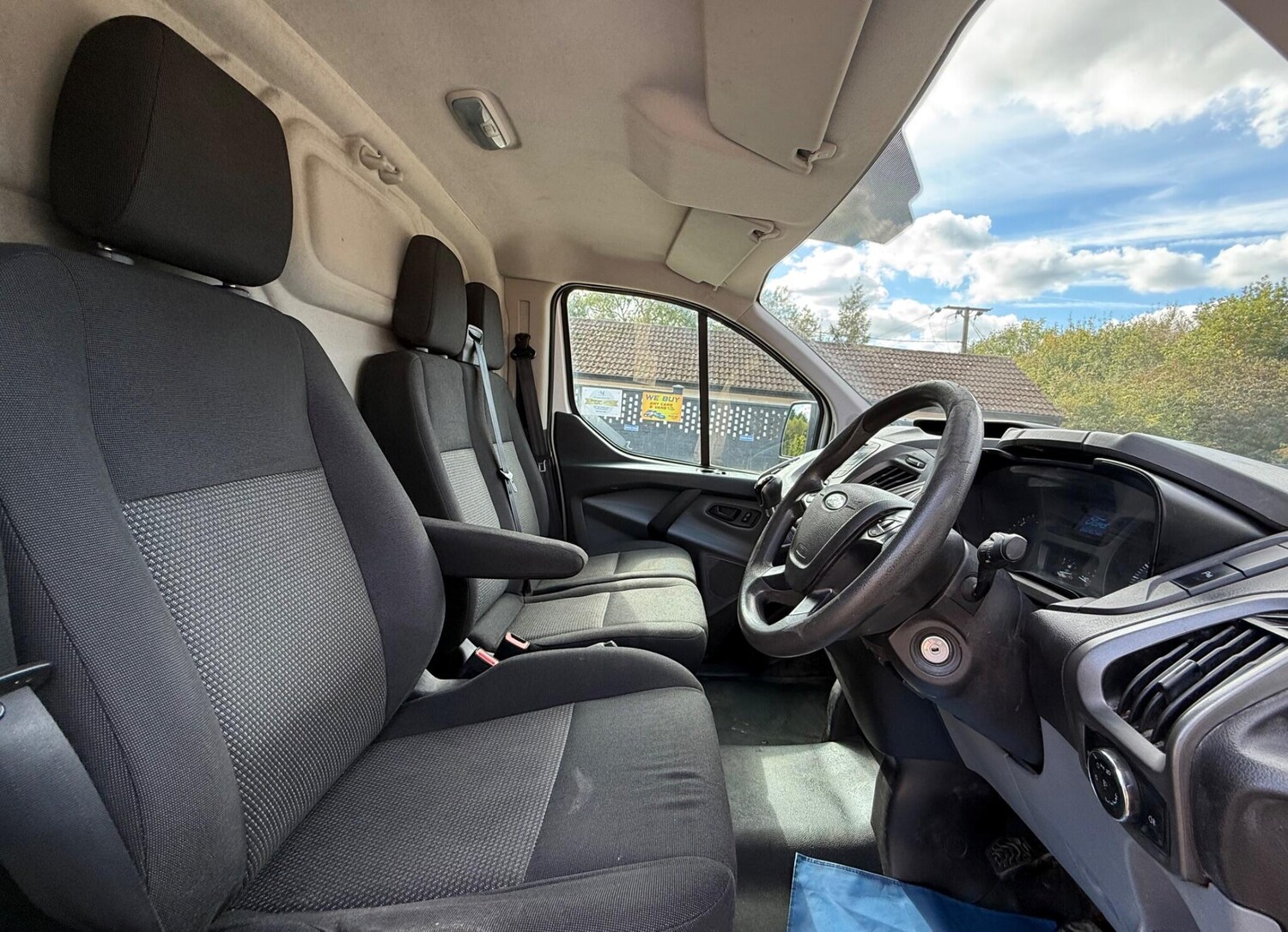 Used Ford Transit Custom 2015 for sale - 76102041: Photo 11