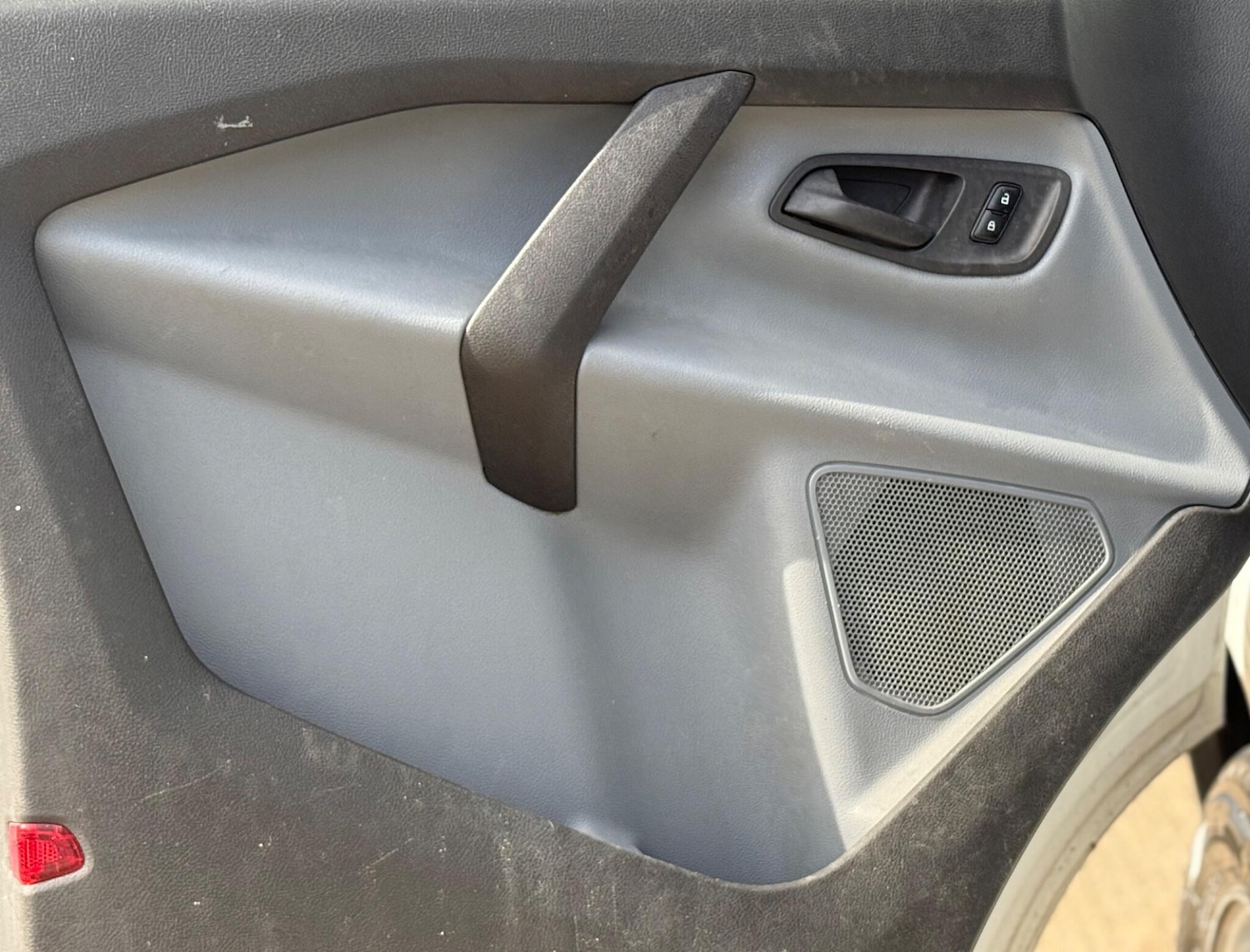 Used Ford Transit Custom 2015 for sale - 76102041: Photo 15