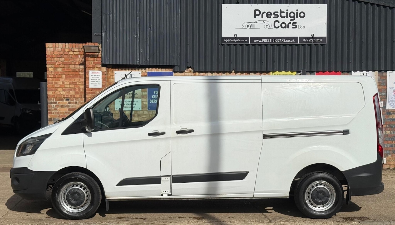 Used Ford Transit Custom 2015 for sale - 76102041: Photo 5