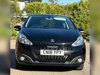 Used Peugeot 208 2018 for sale - 75304369: Photo