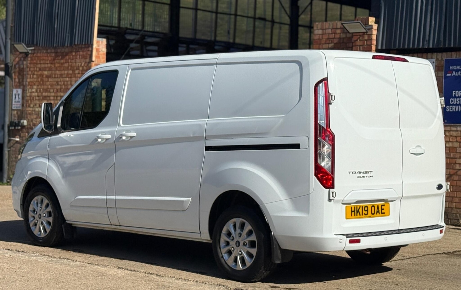 Used Ford Transit Custom 2019 for sale - 76453632: Photo 8