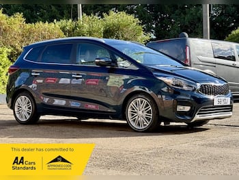 Used Kia Carens 2018 for sale - 79779407: Photo