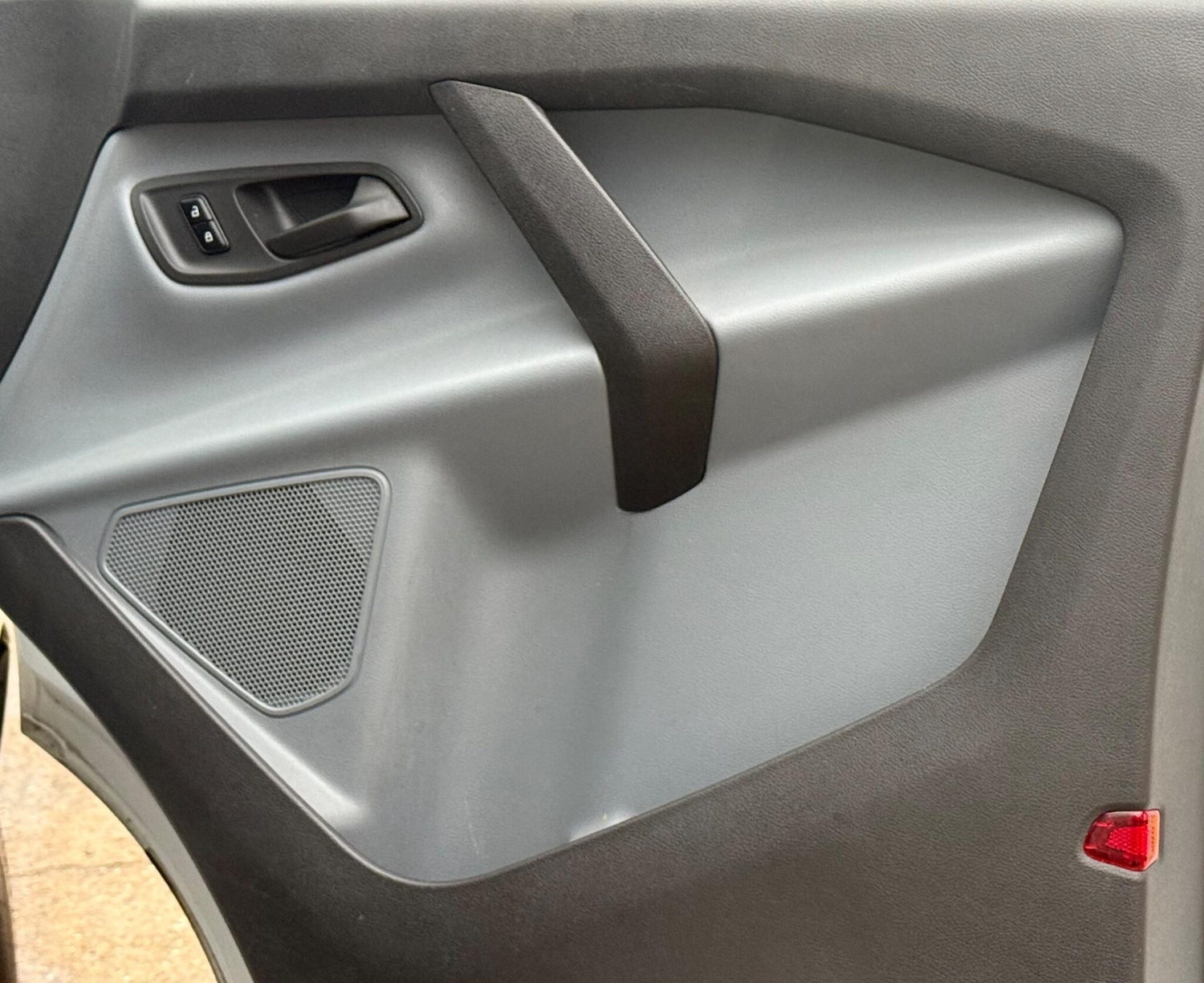 Used Ford Transit Custom 2017 for sale - 77037489: Photo 15