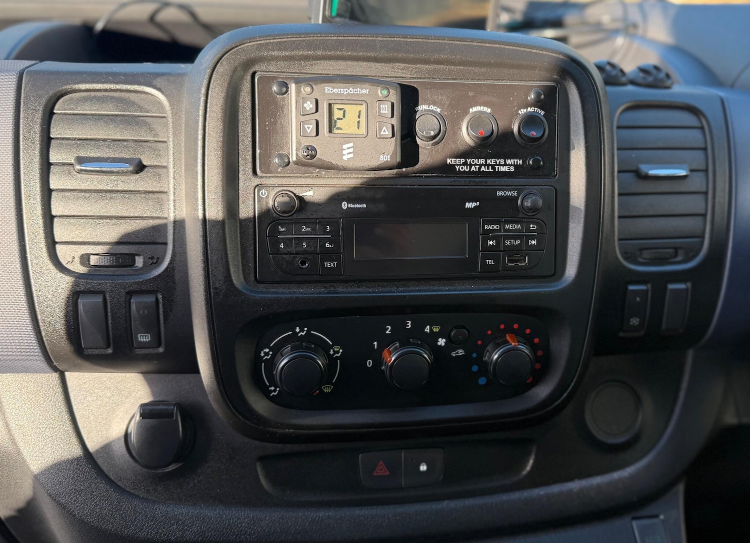 Used Vauxhall Vivaro 2016 for sale - 77002022: Photo 26