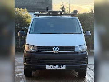 Used Volkswagen Transporter 2017 for sale - 76783295: Photo