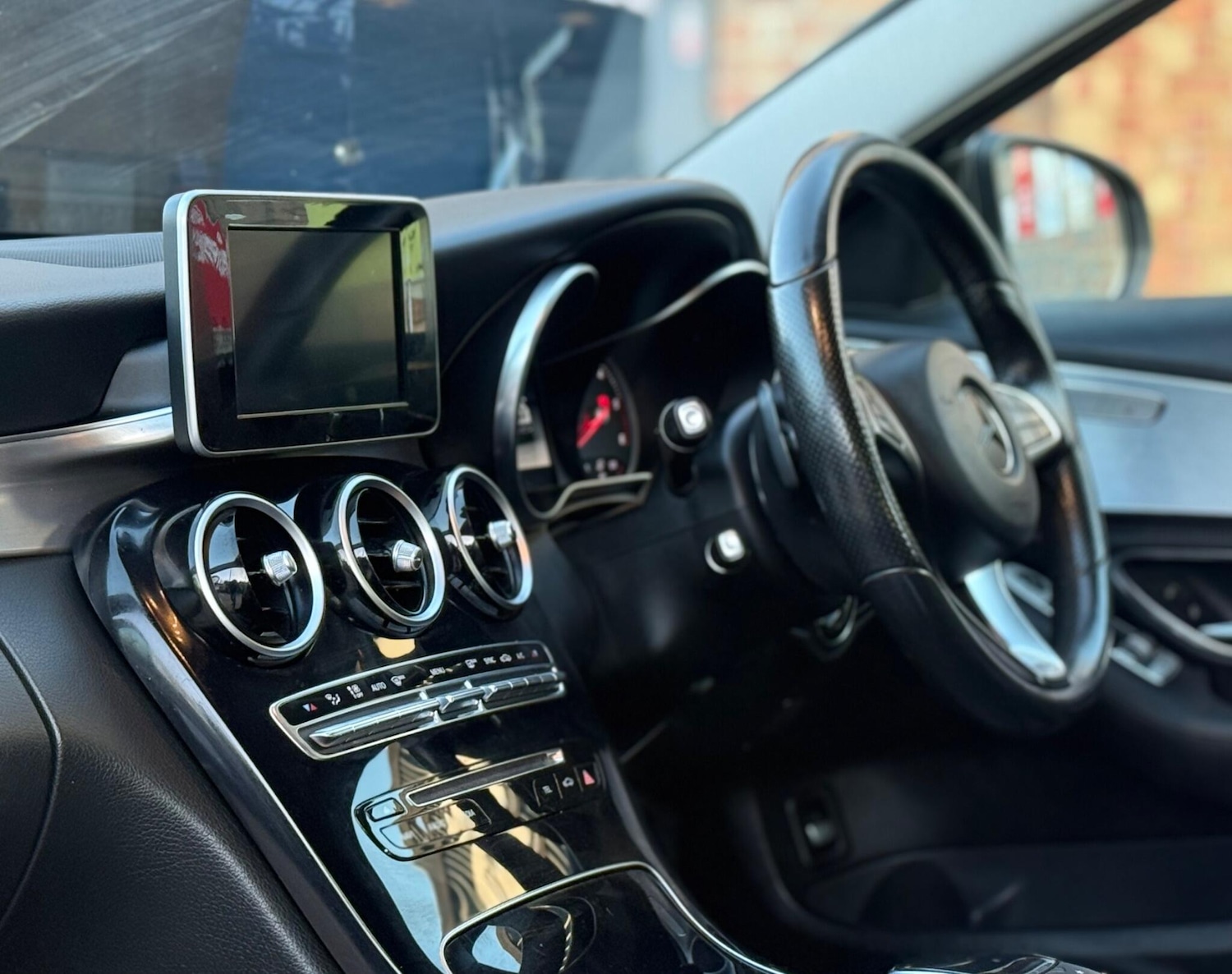 Used Mercedes-Benz C Class 2015 for sale - 77276753: Photo 16