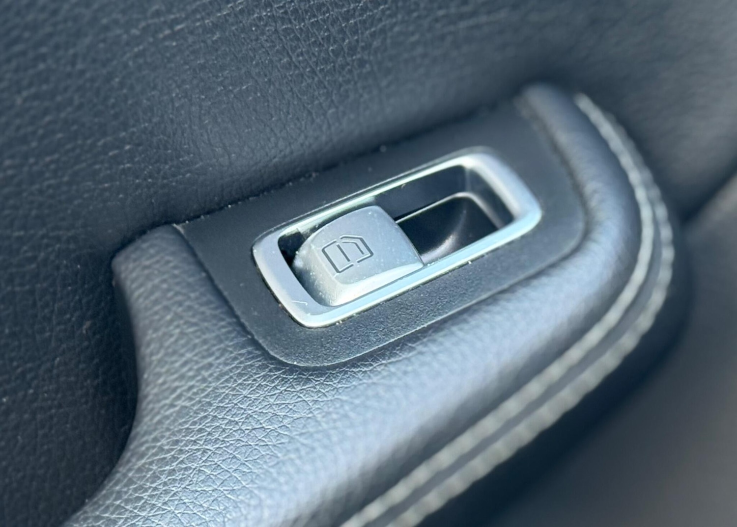 Used Mercedes-Benz C Class 2015 for sale - 77276753: Photo 46