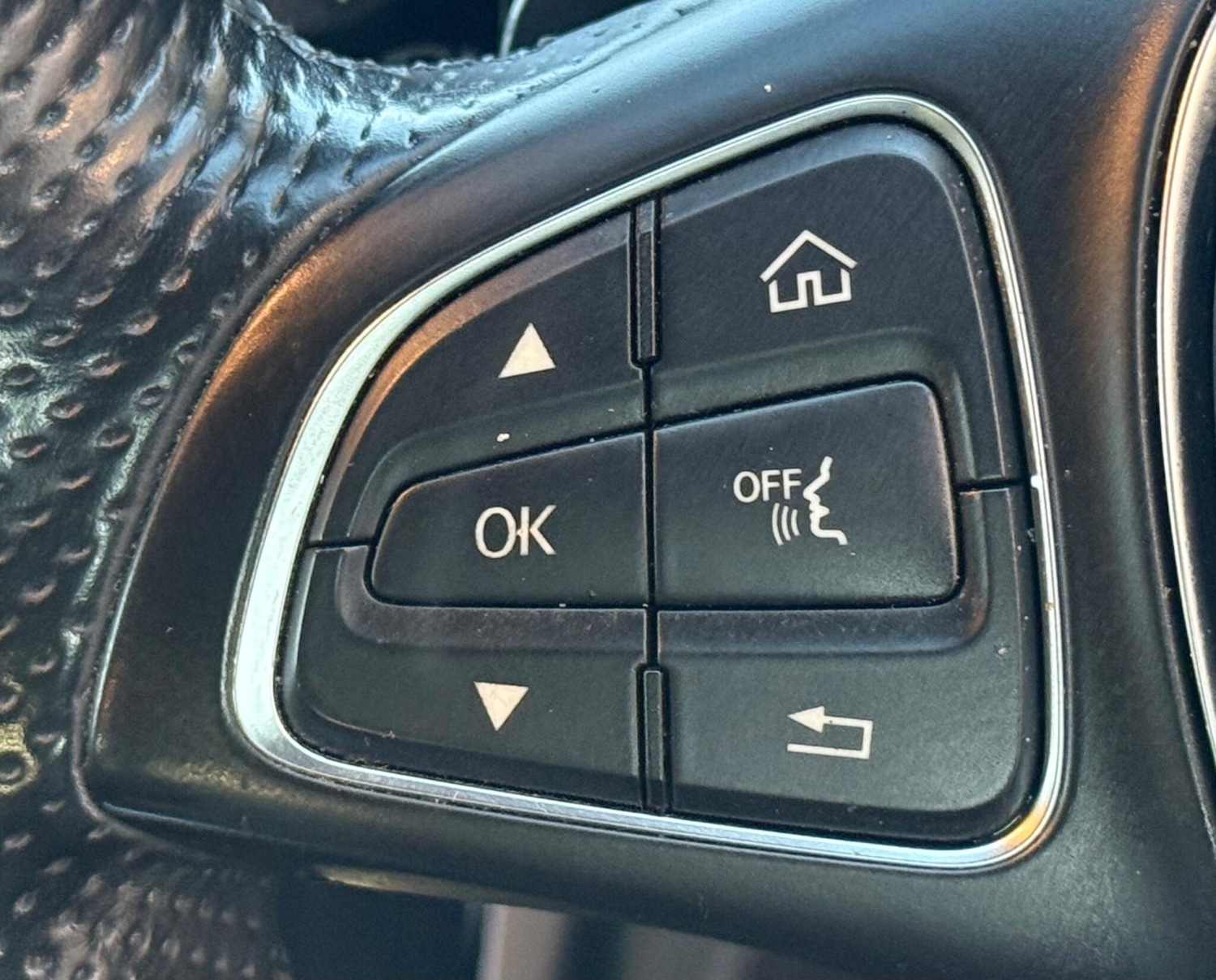 Used Mercedes-Benz C Class 2015 for sale - 77276753: Photo 50