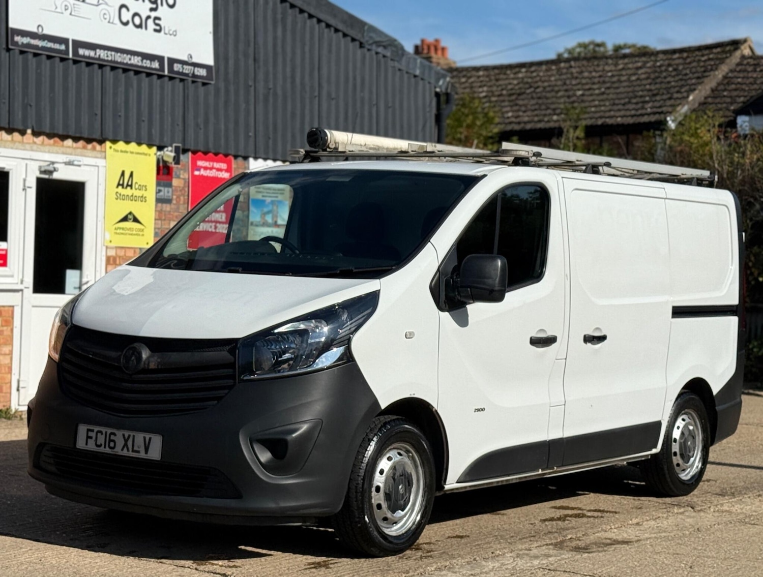 Used Vauxhall Vivaro 2016 for sale - 76057820: Photo 5