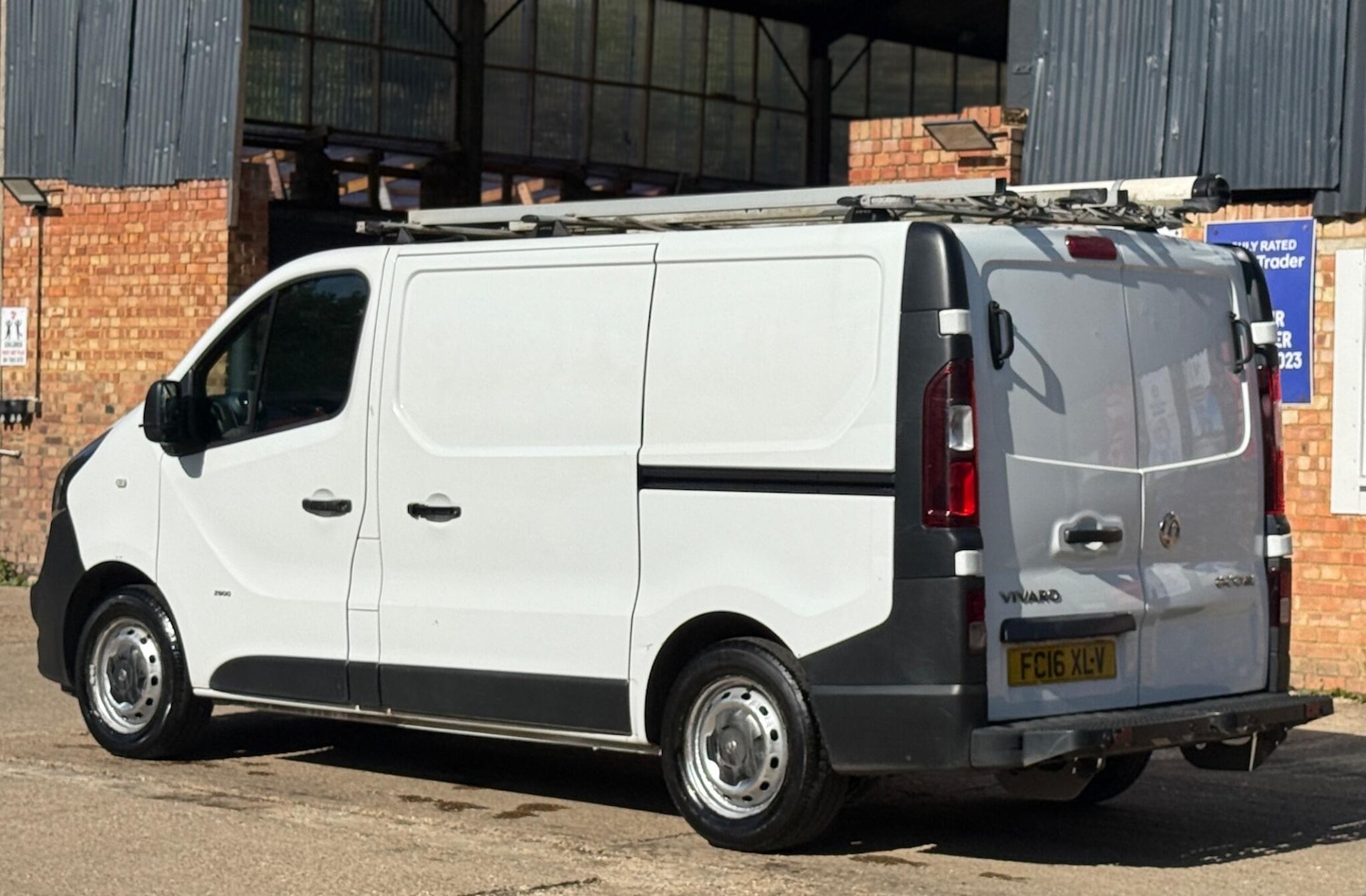 Used Vauxhall Vivaro 2016 for sale - 76057820: Photo 9