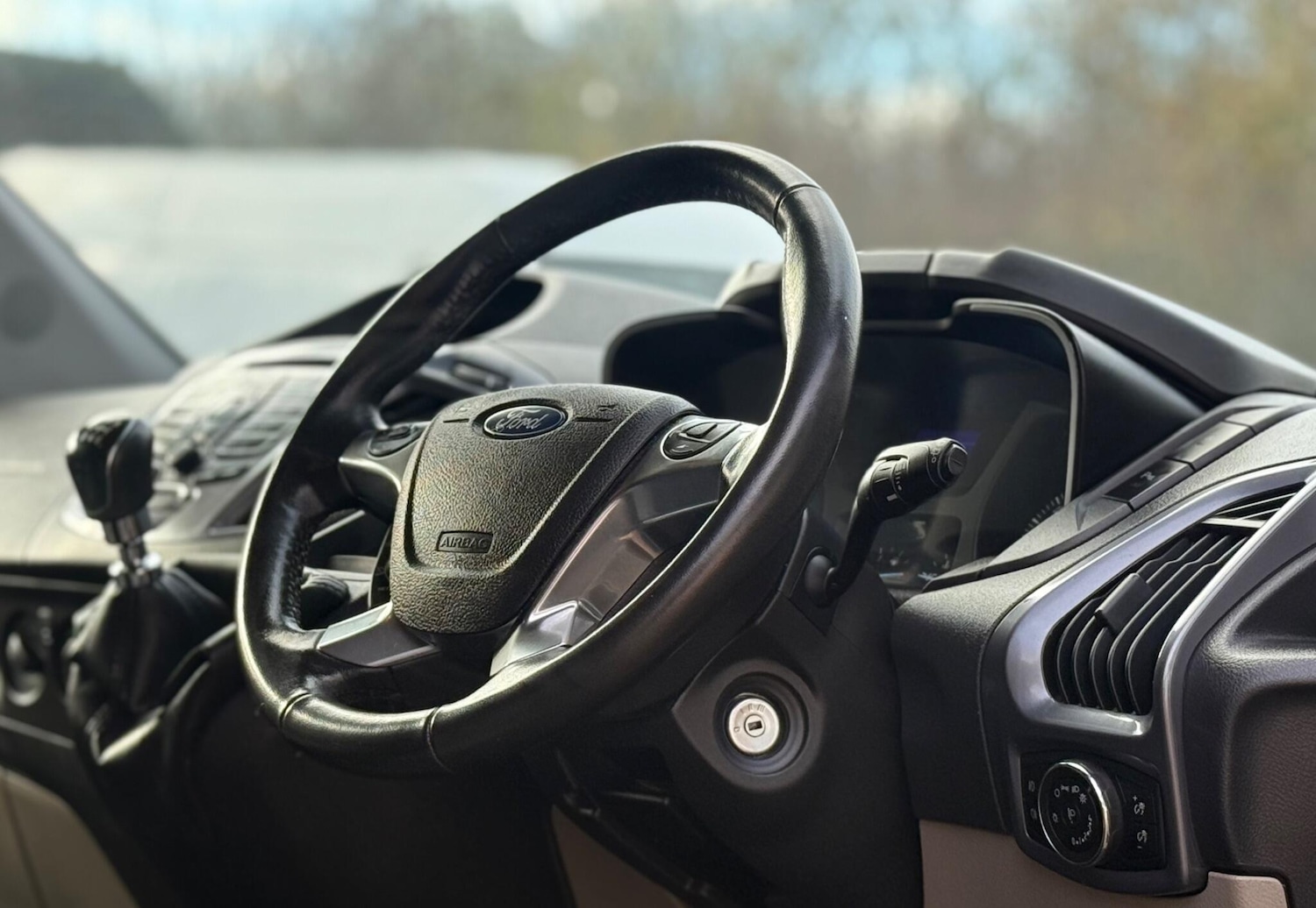 Used Ford Tourneo Custom 2017 for sale - 76697860: Photo 13