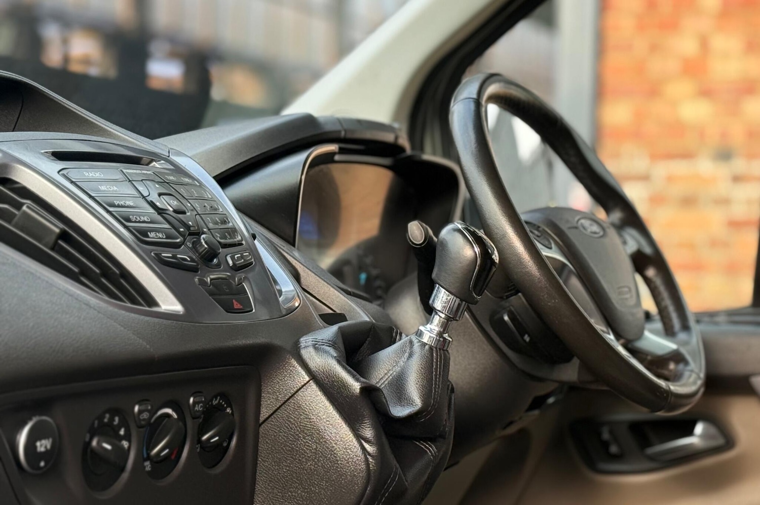 Used Ford Tourneo Custom 2017 for sale - 76697860: Photo 16