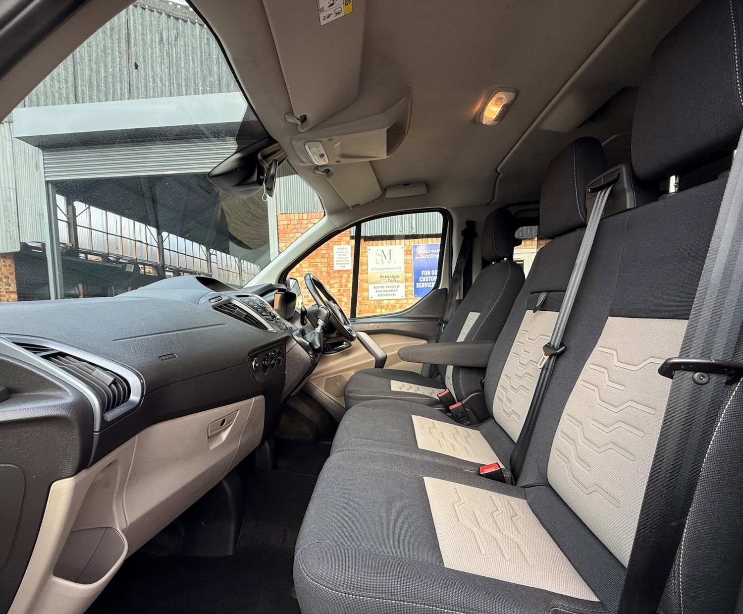 Used Ford Tourneo Custom 2017 for sale - 76697860: Photo 17