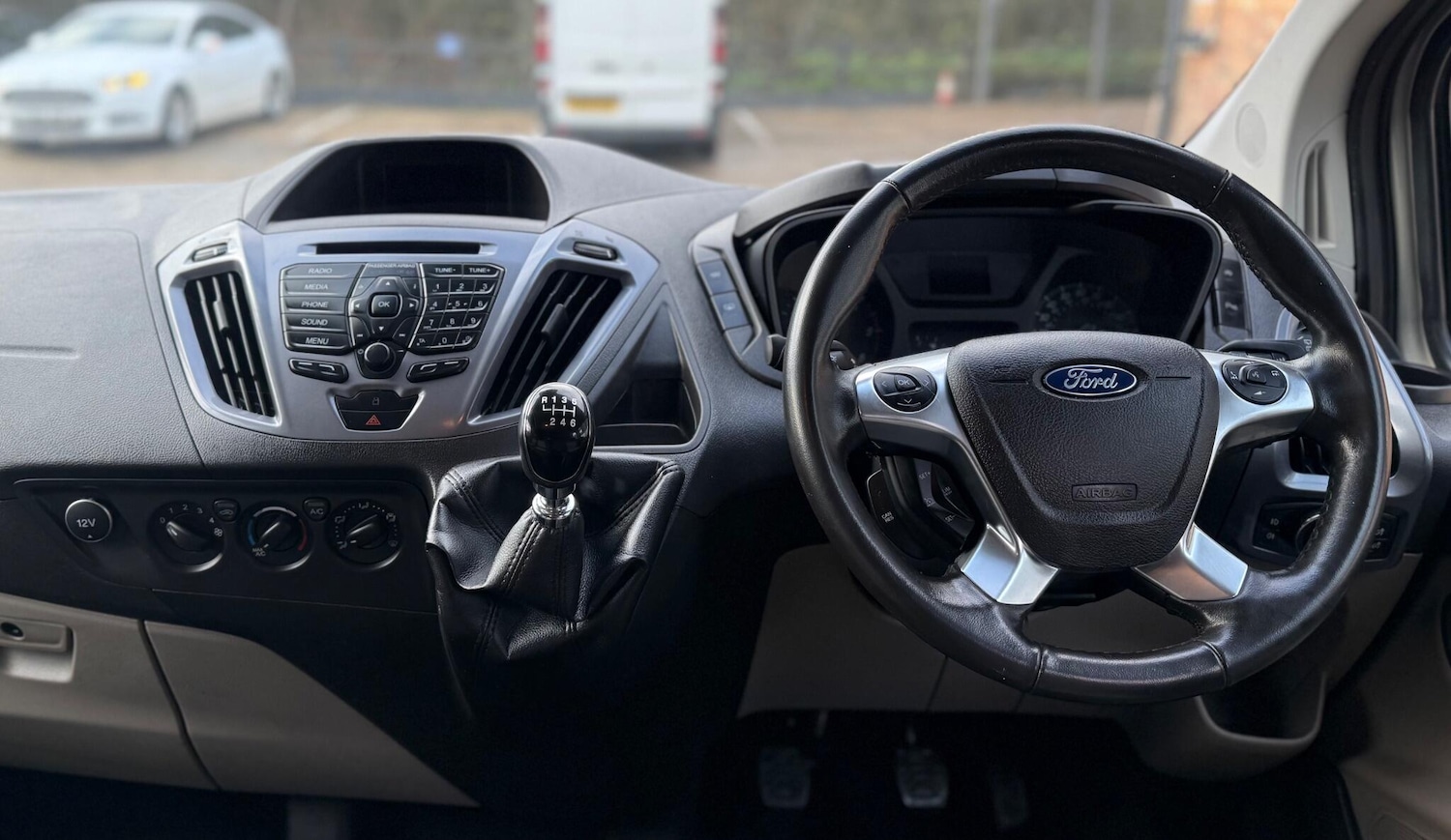 Used Ford Tourneo Custom 2017 for sale - 76697860: Photo 25