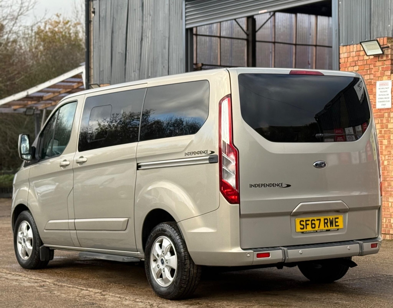 Used Ford Tourneo Custom 2017 for sale - 76697860: Photo 9