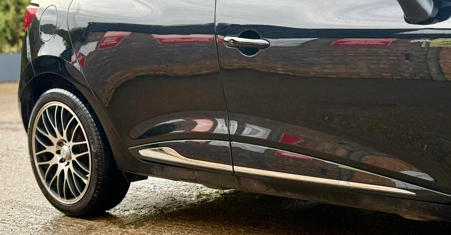 Used Renault Clio 2017 for sale - 77620330: Photo 30