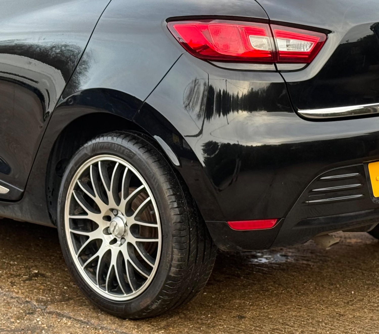 Used Renault Clio 2017 for sale - 77620330: Photo 34