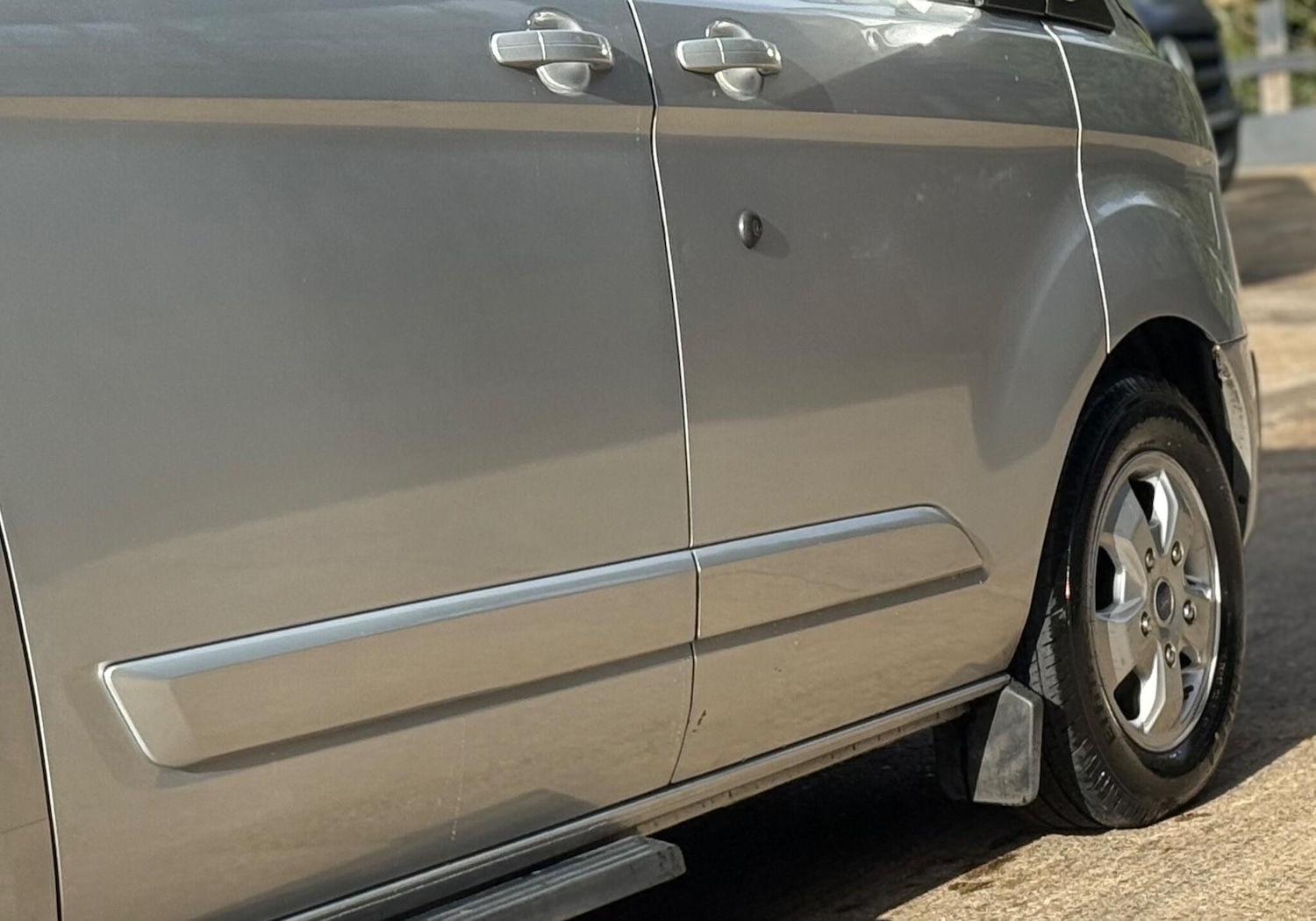 Used Ford Tourneo Custom 2018 for sale - 75849711: Photo 40