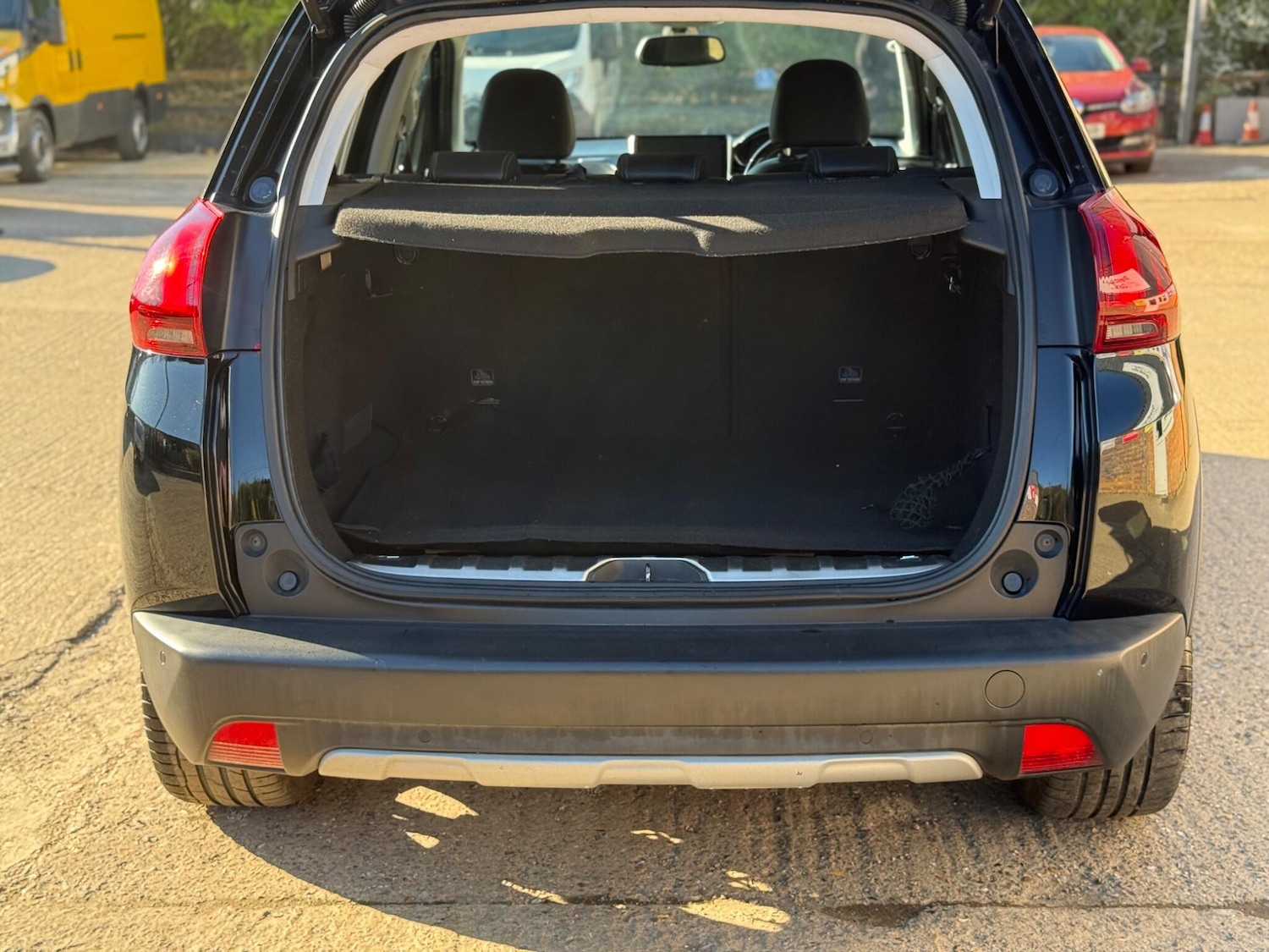 Used Peugeot 2008 2017 for sale - 77935467: Photo 16