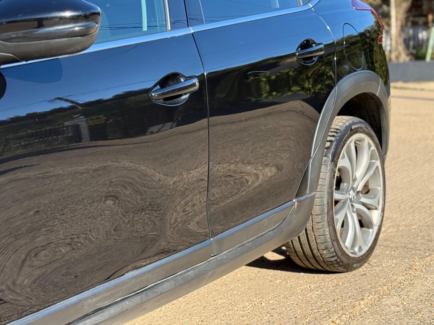 Used Peugeot 2008 2017 for sale - 77935467: Photo 25