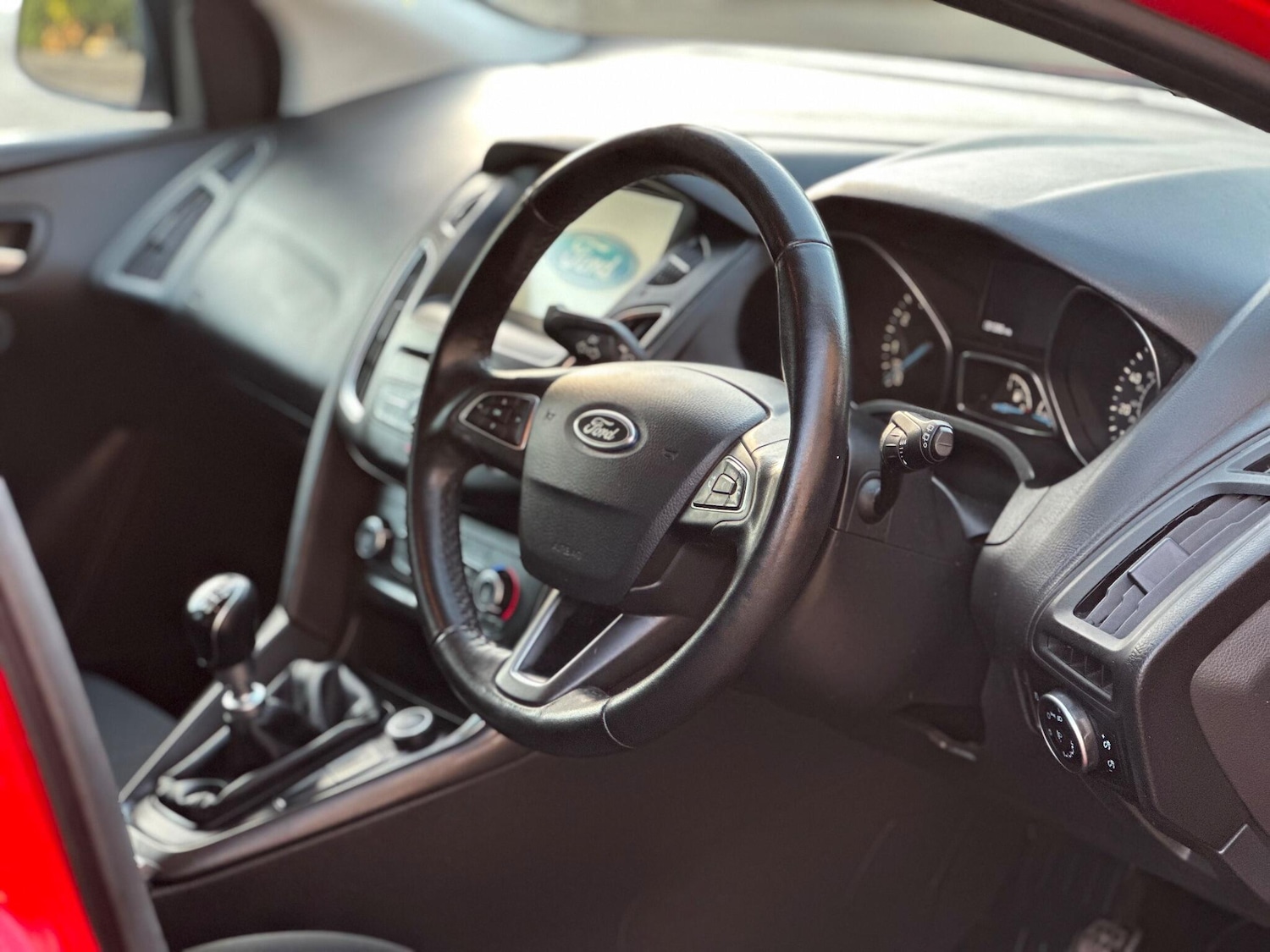 Used Ford Focus 2015 for sale - 76697830: Photo 13