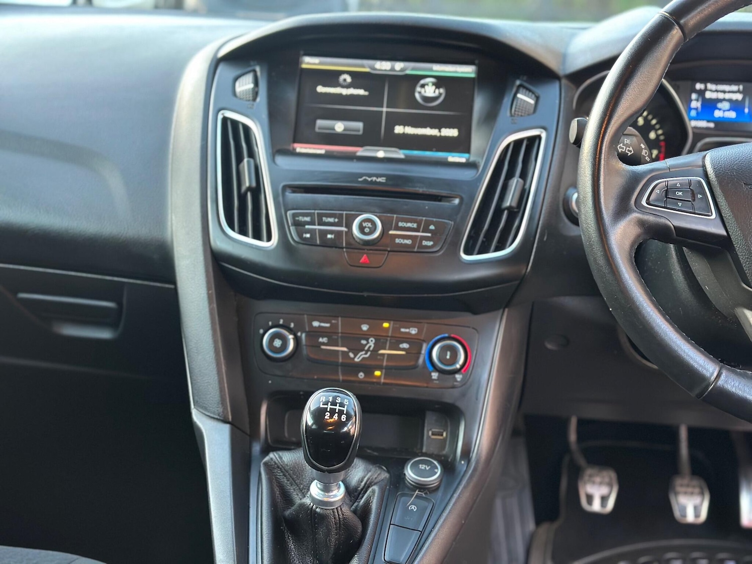 Used Ford Focus 2015 for sale - 76697830: Photo 17