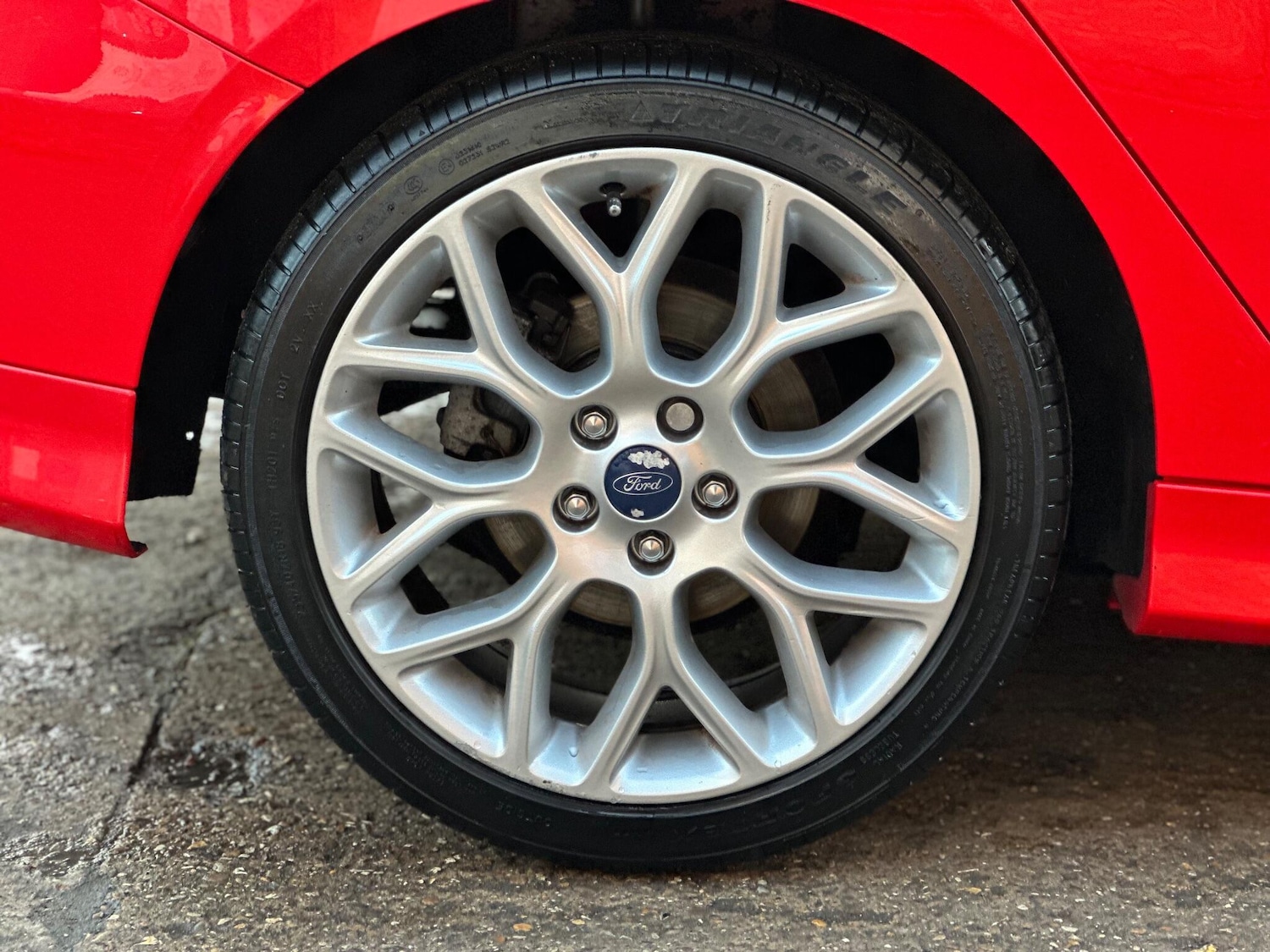 Used Ford Focus 2015 for sale - 76697830: Photo 18