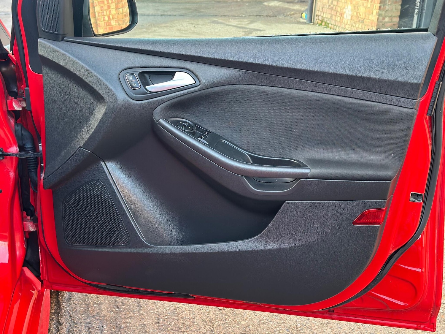 Used Ford Focus 2015 for sale - 76697830: Photo 33