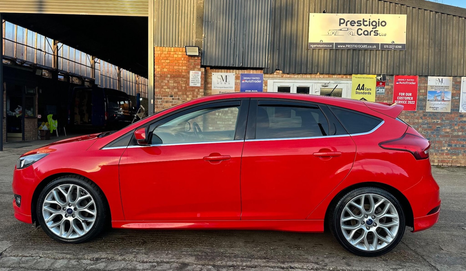 Used Ford Focus 2015 for sale - 76697830: Photo 8