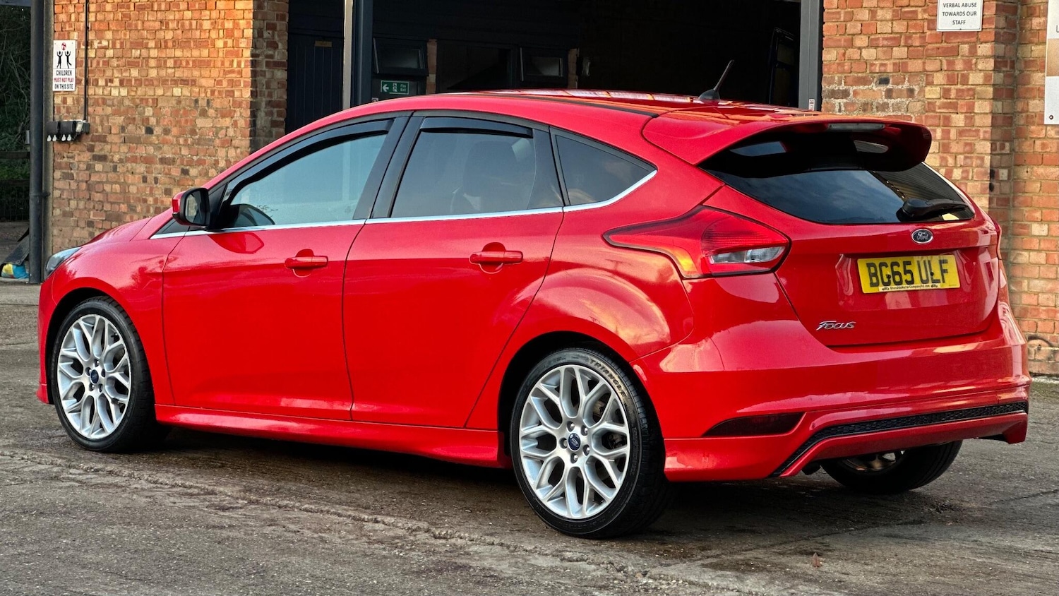 Used Ford Focus 2015 for sale - 76697830: Photo 9