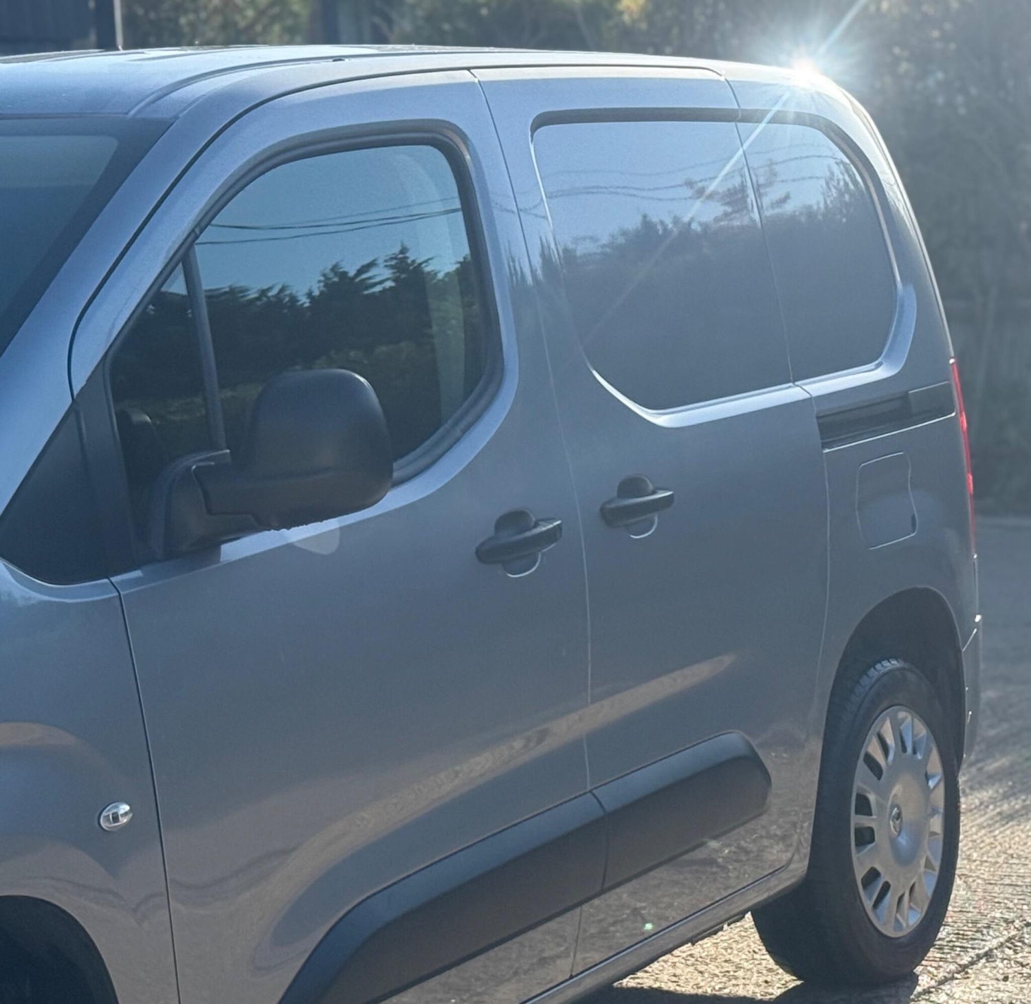 Vehicle 27
