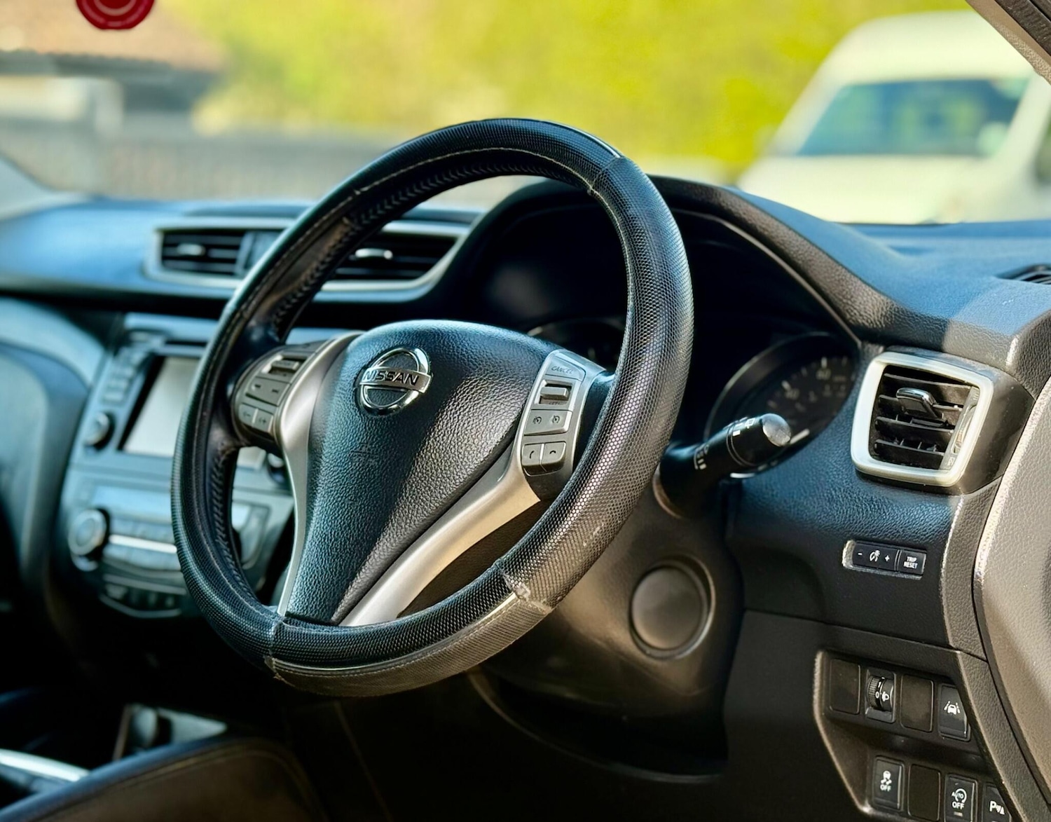 Used Nissan Qashqai 2015 for sale - 78064978: Photo 13