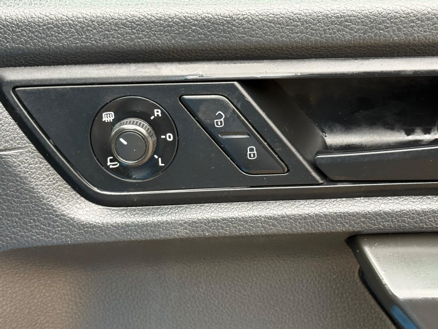 Used Volkswagen Caddy Maxi 2017 for sale - 77997677: Photo 30