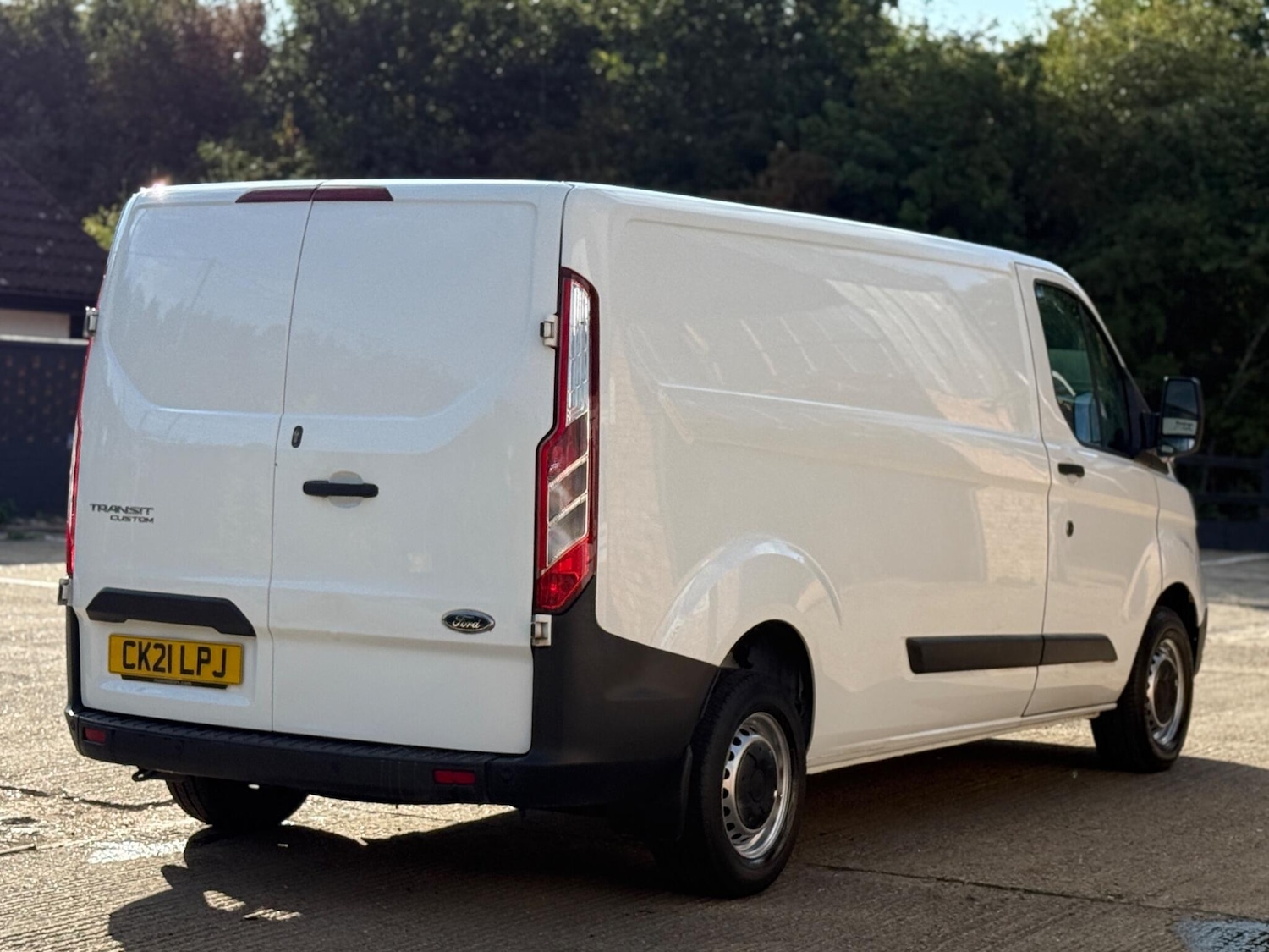 Used Ford Transit Custom 2021 for sale - 76757101: Photo 10