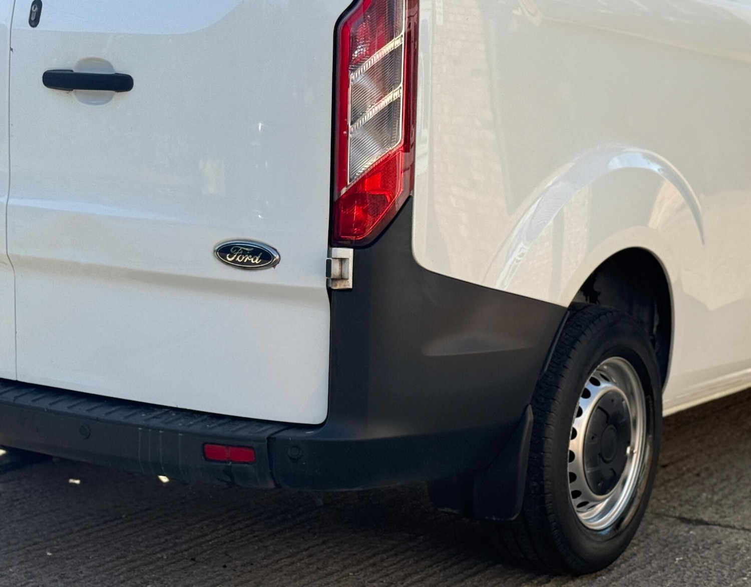 Used Ford Transit Custom 2021 for sale - 76757101: Photo 29