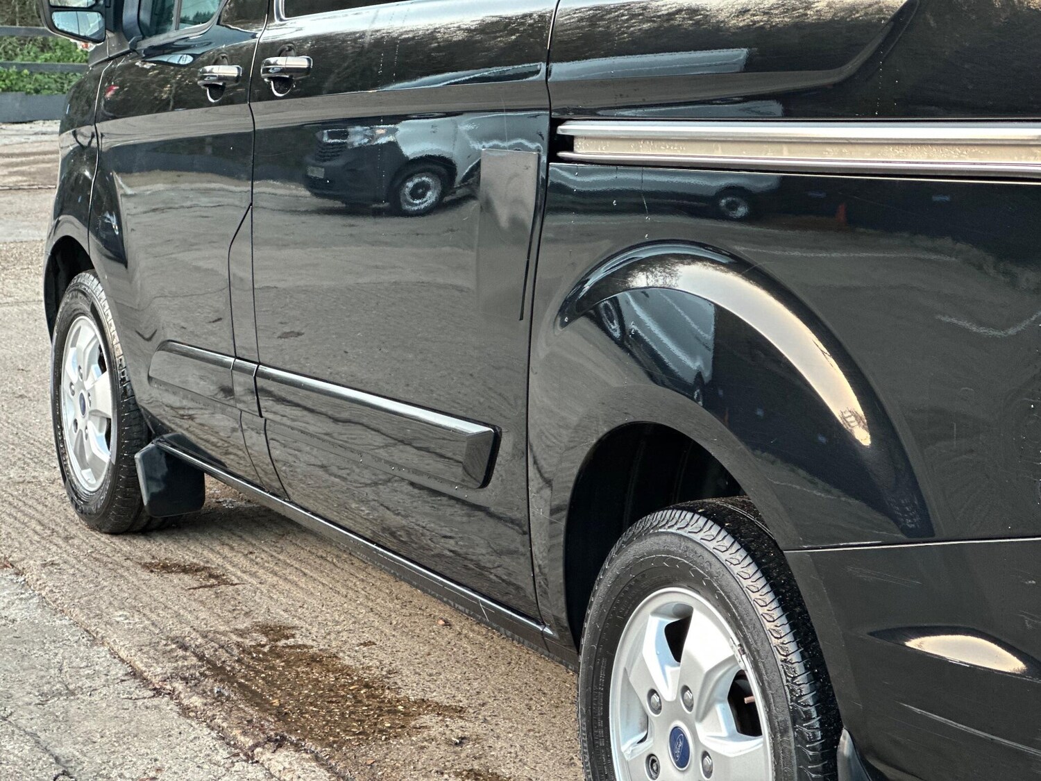 Used Ford Transit Custom 2017 for sale - 76604304: Photo 28