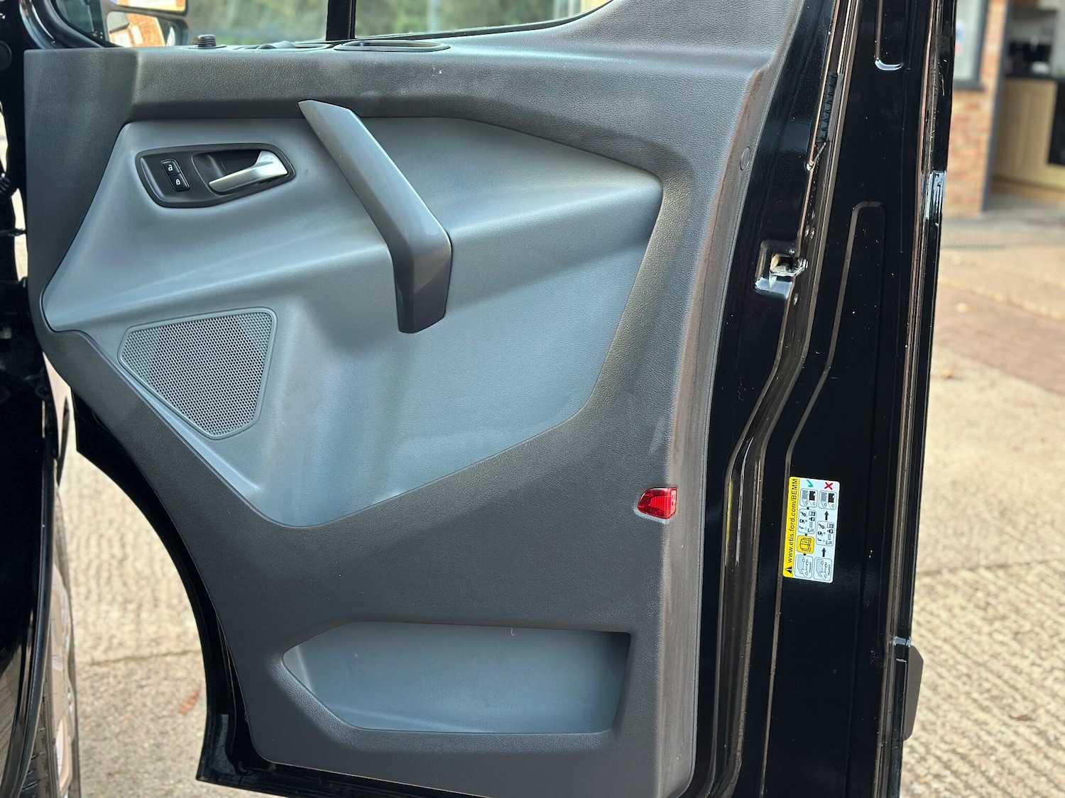 Used Ford Transit Custom 2017 for sale - 76604304: Photo 36