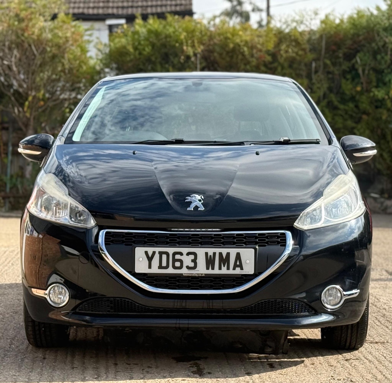 Used Peugeot 208 2013 for sale - 76128015: Photo 1