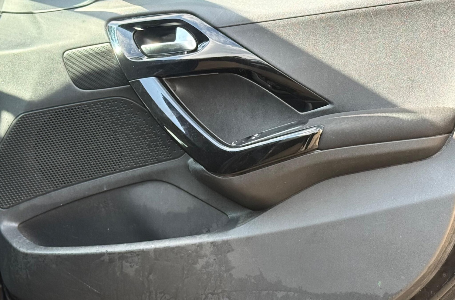 Used Peugeot 208 2013 for sale - 76128015: Photo 12