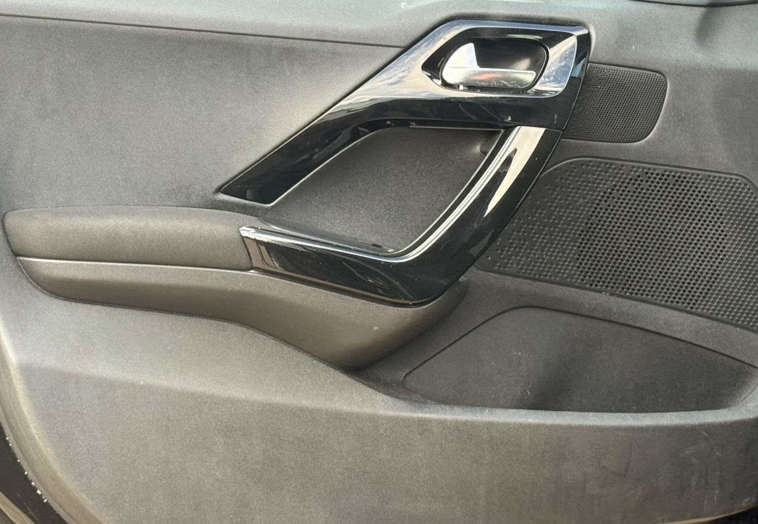 Used Peugeot 208 2013 for sale - 76128015: Photo 14