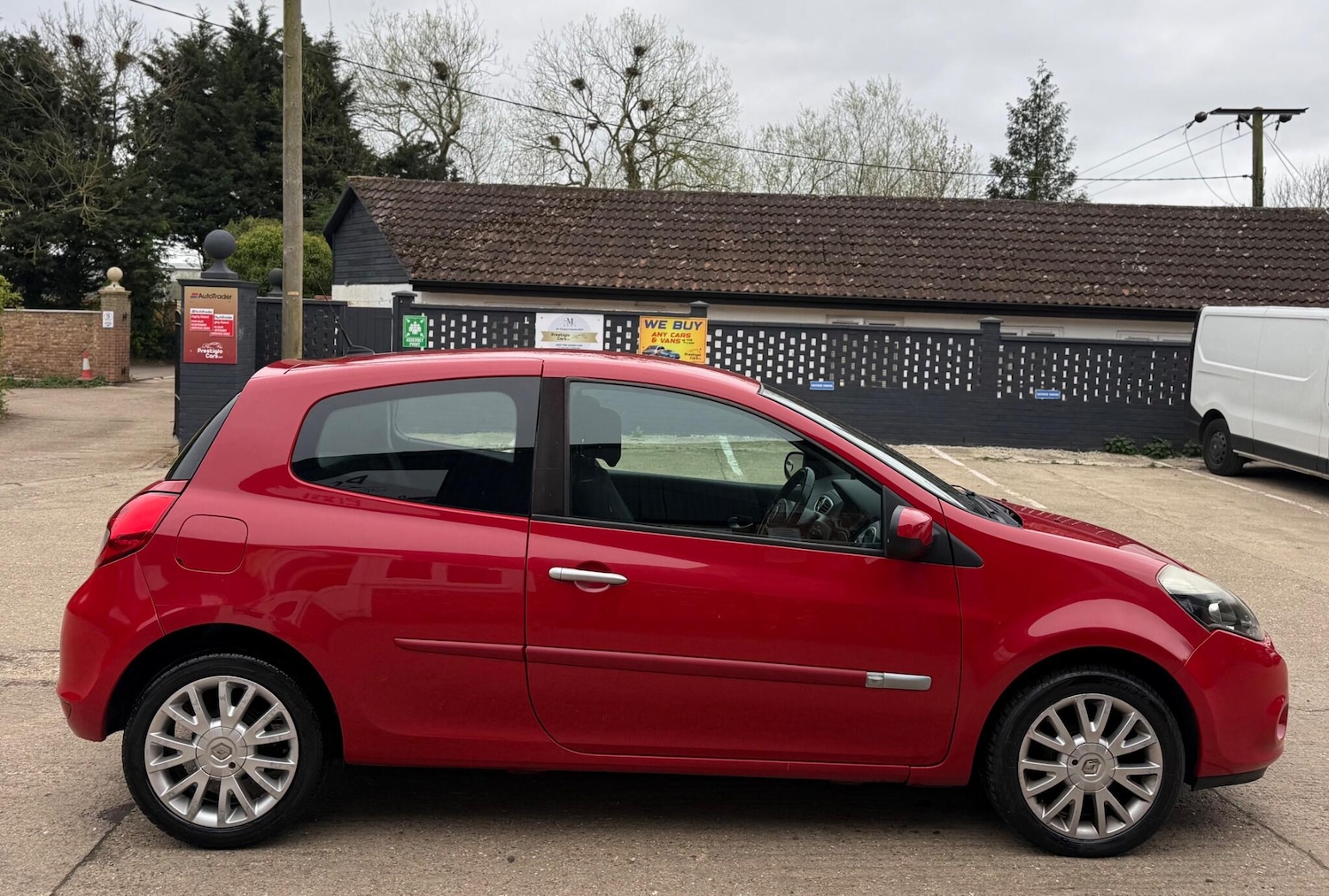 Used Renault Clio 2011 for sale - 78107071: Photo 9