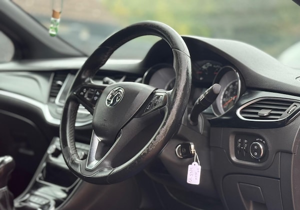 Used Vauxhall Astra 2015 for sale - 76128026: Photo 13