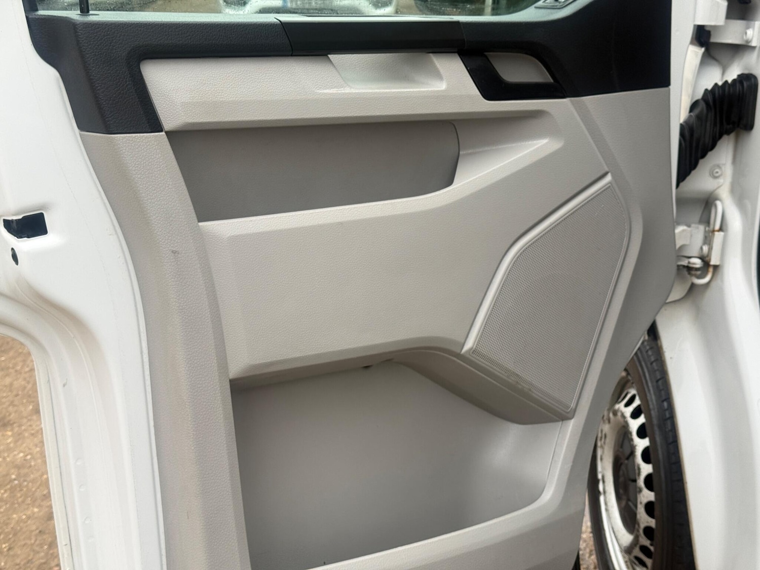 Used Volkswagen Transporter 2018 for sale - 77501912: Photo 16