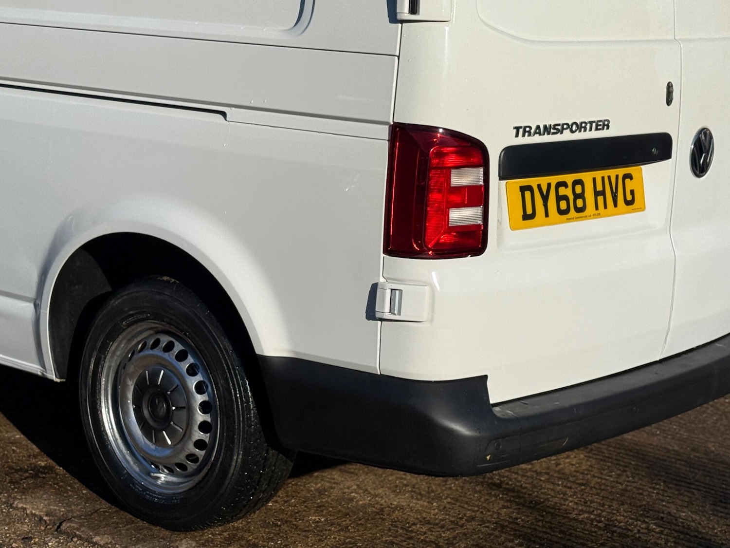 Used Volkswagen Transporter 2018 for sale - 77501912: Photo 26