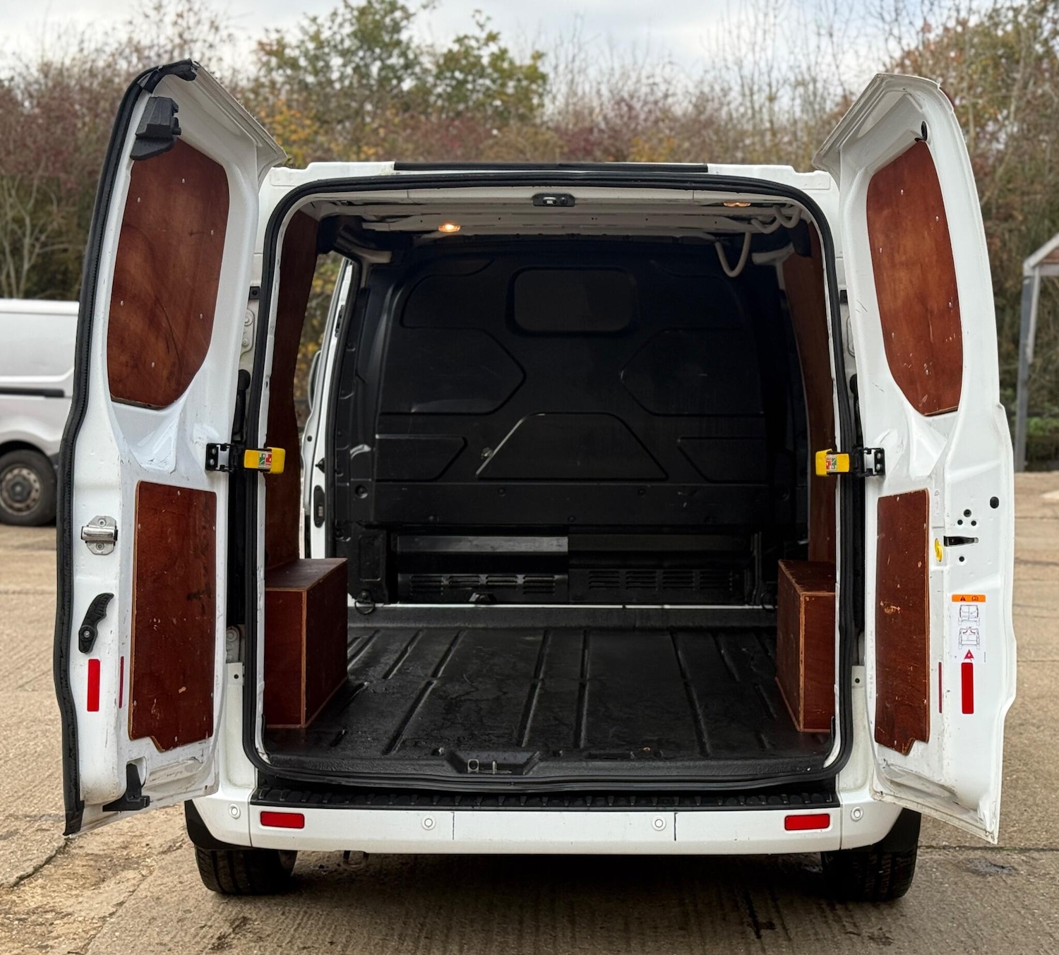 Used Ford Transit Custom 2019 for sale - 76518074: Photo 12