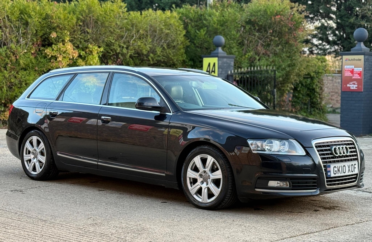 Used Audi A6 Avant 2010 for sale - 76395549: Photo 1