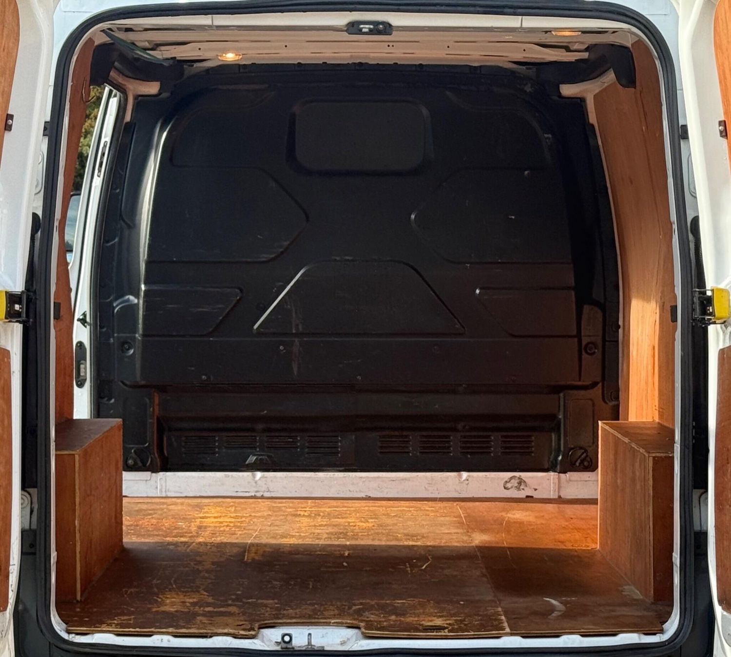 Used Ford Transit Custom 2017 for sale - 76346883: Photo 21