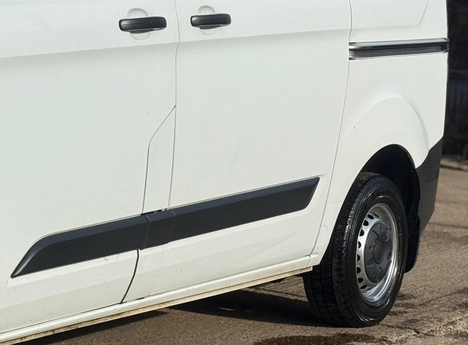 Used Ford Transit Custom 2017 for sale - 76346883: Photo 27