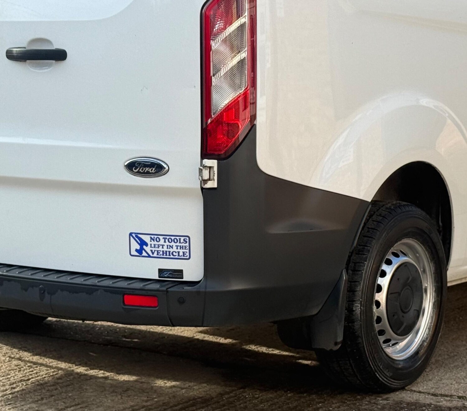 Used Ford Transit Custom 2017 for sale - 76346883: Photo 31