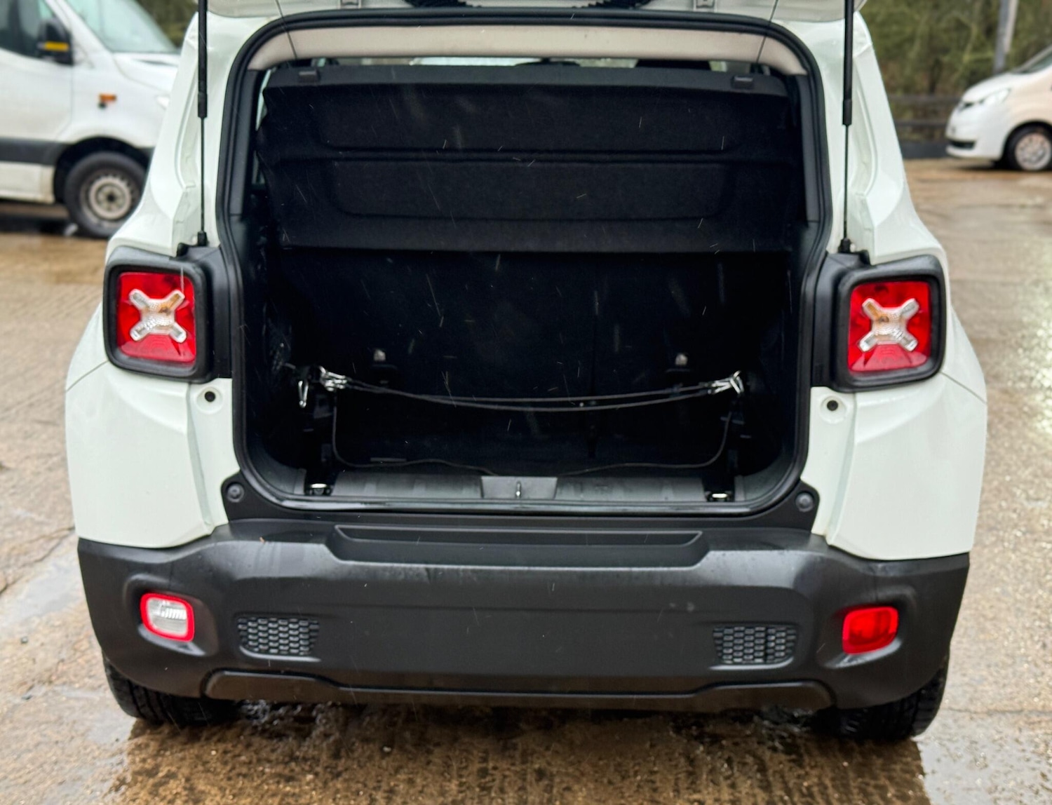 Used Jeep Renegade 2016 for sale - 77336898: Photo 14